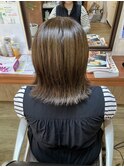 ナチュラルブラウン