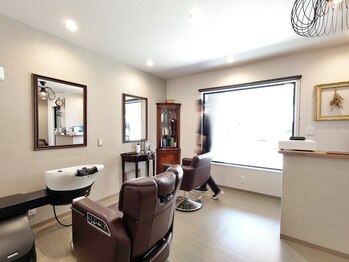 MENS ONLY HAIR SALON PLUS【メンズ オンリー ヘア サロン プラス】