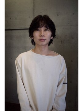 スピンオフシフト(SPIN-OFF SHIFT) くせ毛風シャドウパーマ