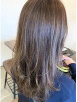 ツムギ ヘアー(tsumugi HAIR) ハイライトとレイヤーで動きのあるロングスタイル♪