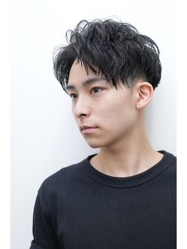 モリゲン フェローシップ レグ(MORIGEN fellowship REGU) メンズカットビジカジフェザーパーマフェードショート0604