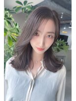 ロジ イン トゥバレー(LOWG in TOWVALLEY)&nbsp;大人ナチュラルセミロング