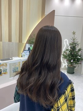 透明感ブラウンカラー