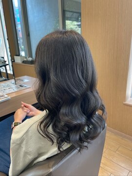 オリーブカラー