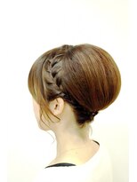 リオビーシンジュク(Rio B SHINJUKU)&nbsp;ふんわり★編み込みマカロン