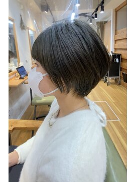 リノ 吉祥寺(Lino kichijoji) 【Lino 林】20大30代40代 シルエットに拘ったショート