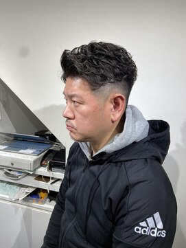 ドルクス 日本橋(Dorcus) 30代.40代.50代.メンズヘア