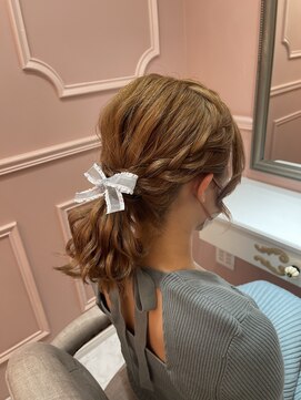 グルーヴ グルーヴ(groove groove) 大人っぽローポニー【新宿歌舞伎町ヘアメイク】