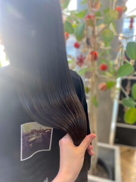 イリー 代官山(ILY) ストレートヘア/髪質改善/ストレート/30代・40代・50代・60代