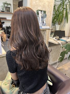 ヘアーエポック(hair epoque) くびレイヤーエモージュチェリーブラウン薄めバングレイヤー
