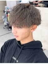 ロンドホットリップ 立川(Lond hot lip)&nbsp;[伊藤 昂樹] 韓国メンズヘア/ビジネスヘア/パーマ/立川/学割U24