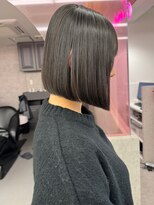 ロンドワン 三宮元町(Lond one)&nbsp;ボブ/切りっぱなしボブ/タッセルボブ/ダークグレー/ミニボブ