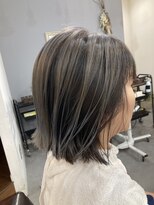 レイリー(LAiLy)&nbsp;透明感　アンブレラカラー