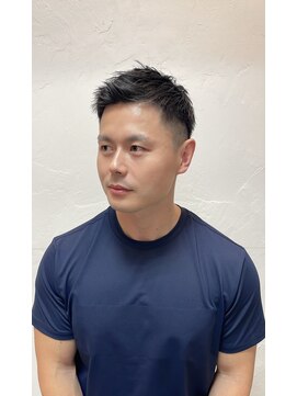 エメック オブ ヘアー(Emec of Hair) フェードショート　フェードカット　ビジネスマンにも