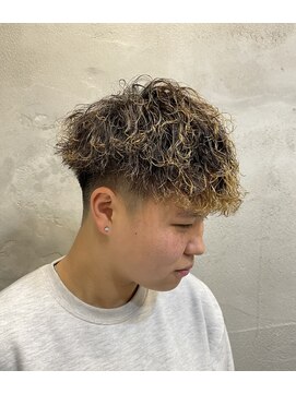 メンズサロン クロムス 梅田茶屋町店(Men's salon clomus) 波打ちパーマ