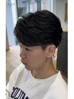 ビビット 大宮店(Vivid)&nbsp;毛流れセンターパート／フェザーショート／メンズパーマ