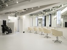 ギア(GEAR.)の雰囲気（【GEAR.三宮】白基調のオシャレ空間★特別な空間♪　）