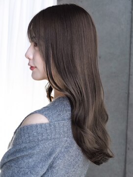 レノラ 本町(LENORA) ☆フェミニンロング大人かわいいぱっつん前髪レイヤーカット小顔