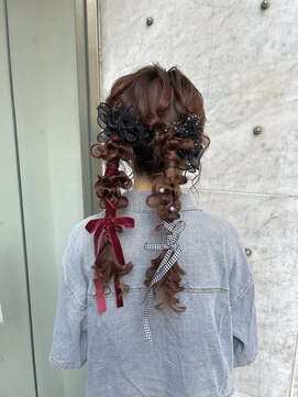 ミラ(Mila) パーマ風前髪がかわいい＊ふわもこツインアレンジ♪