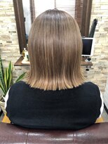 ハサミバイアトリエナガノ 千葉(8sami by atelier nagano)&nbsp;デザインカラー／レイヤーカット/ウエットヘア/オリーブベージュ