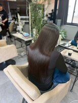 シシ 新宿(She 2.)&nbsp;垢抜け/美髪矯正/髪質改善ストレート/艶髪ロング/新宿美容室