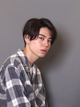 ゴーズゴー 吉祥寺(e)店(go s go) 【吉祥寺駅】センターパート トランクスヘアー アップバング