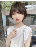 大人可愛い耳かけショートボブダークアッシュブラウン毛先パーマ