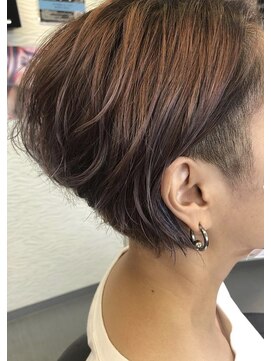 マドゥーズ ヘアショップ(Madoo's hair shop) ツーブロックショート