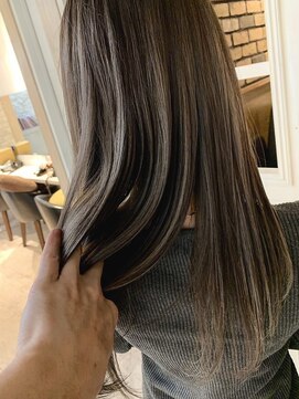 グロウ 大井町(grow) 《grow 大井町》ハイライトグレージュ・ストレートロング