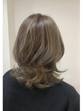 アグリーム(Agleam) 【Agleam】ふんわりマッシュ×プラチナアッシュ