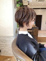 アヴァロン(AVALON) 白髪ぼかしハイライト/絶壁解消/ひし形大人ショートボブ/聖