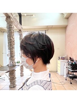 ティエル(Tiele) 丸みショート