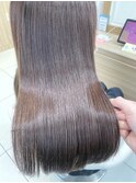 【美髪矯正】でツヤッツヤに！