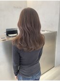 オリーブベージュ