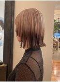 《ハイトーンベージュ×ブラウン》