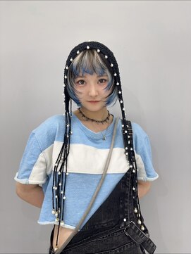 ヴァイス 新宿店(VAICE) ブルー2色のデザインカラー