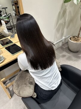 キュー(CEU) 髪質改善ストレートヘア