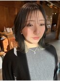 イヤリングカラー/切りっぱなし/寒色ペリドット/ミディアムヘア
