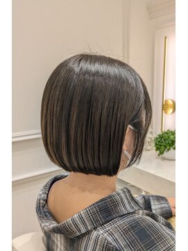 フェリーアヴェダハルミ(FEERIE AVEDA HARUMI) ボブ×艶カラー