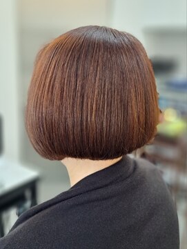 ヘアデザイニング ズーム 飯田橋店(hairdesigning Zoom) 30代40代50代：前下がりボブ