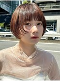 ミニウルフチェリーブラウンブリーチなしショートボブ前髪/新宿