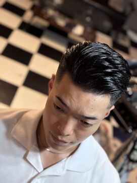バッドバーバー 沖縄那覇(BADBARBER NAHA) ロースキン/スリックバック/オールバック