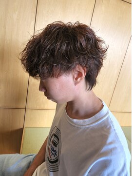 ニアウ 伊勢崎連取店(Niau) マッシュウルフ波巻きスパイラルパーマ