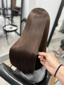 ダーツ(darts) darts_Ukyo/艶と柔らかさ、極上の指通り！美髪チョコブラウン！