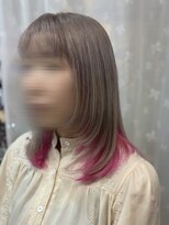 ヲタクに美容室は難しい。&nbsp;Beforeあり/ホワイトベージュ