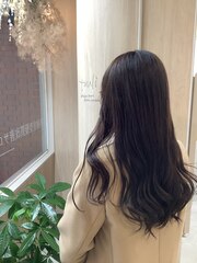 韓国風巻き髪ロング