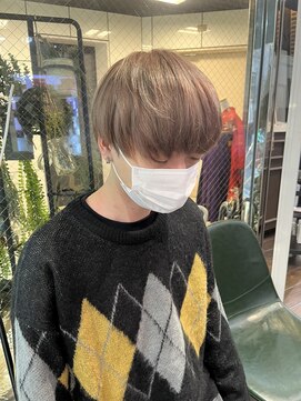 ヘアーアンドメイク ビス(HAIR&MAKE bis) ほんのりピンク!?定番ベージュカラー【多田 華歌】