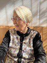 サーリー(SURLY)&nbsp;前下がりショートハンサムショートグレイカラー浜松