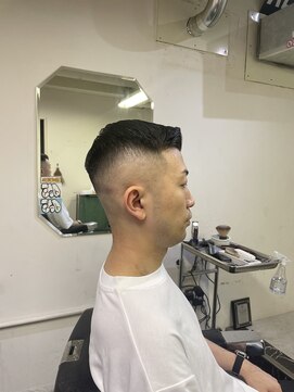 メリケンバーバーショップ フクオカ(MERICAN BARBERSHOP FUK) スキンフェード