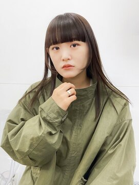 繭 艶髪ロングヘア